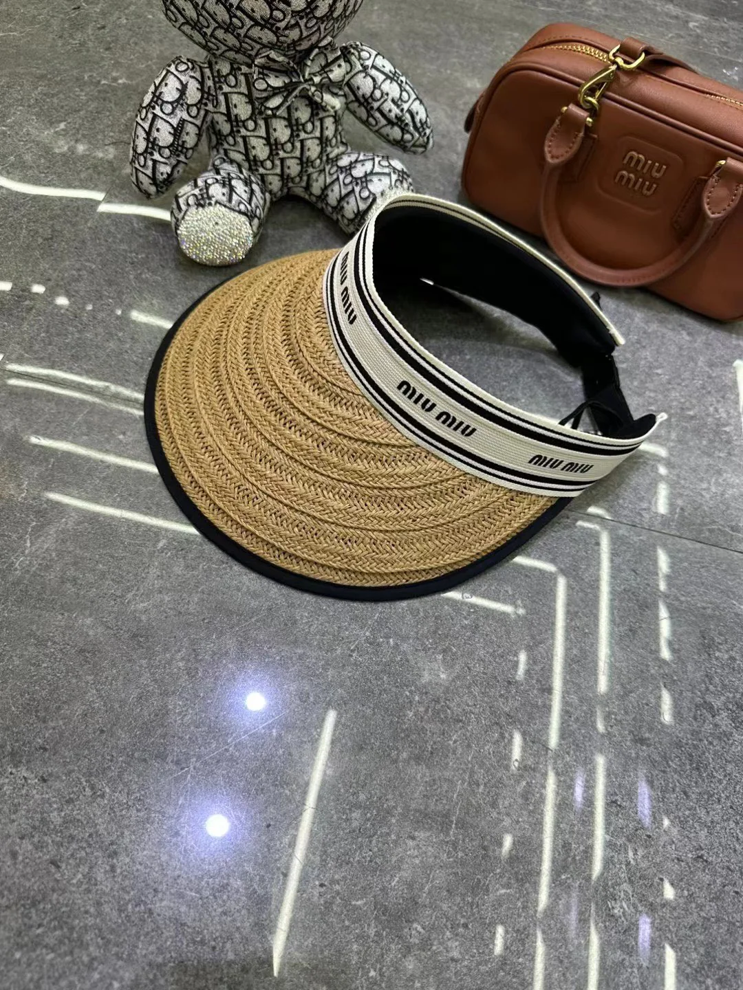 Miu Miu - Ажурная солнцезащитная шляпа - Коричневая