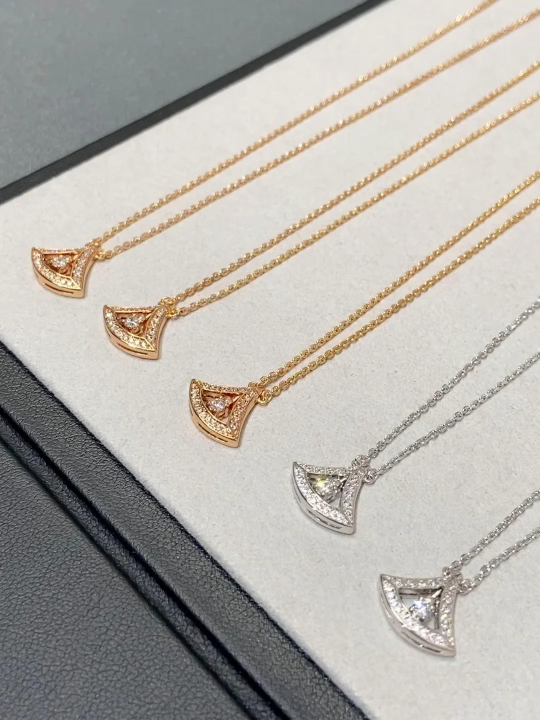 Bvlgari - Колье 062