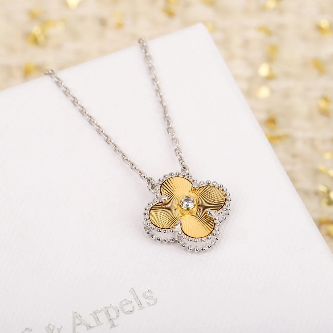 Van Vuitton - Колье 125