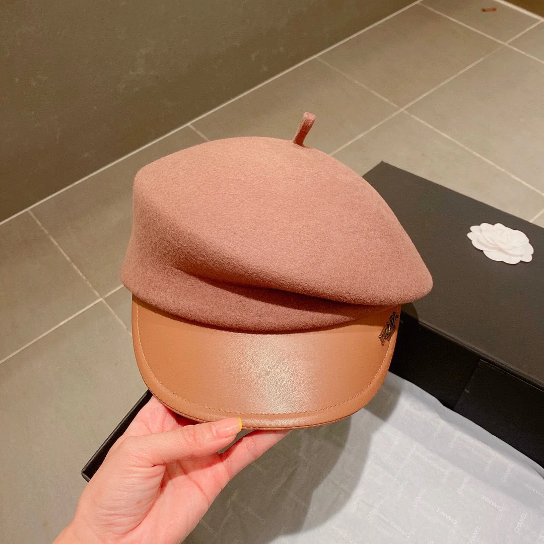 Prada - Шерстяная военная кепка с плоским верхом - Абрикосовый цвет