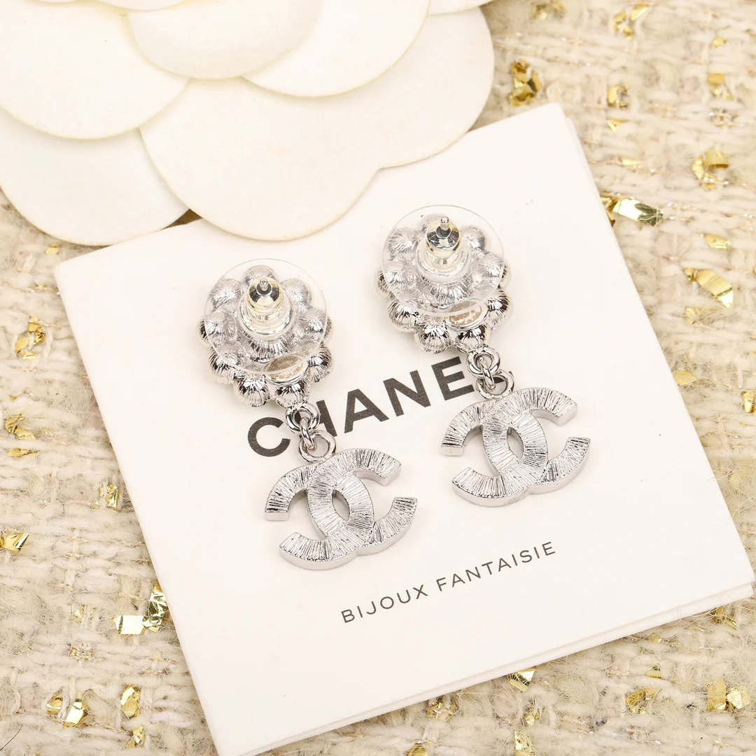 Серьги Chanel 952