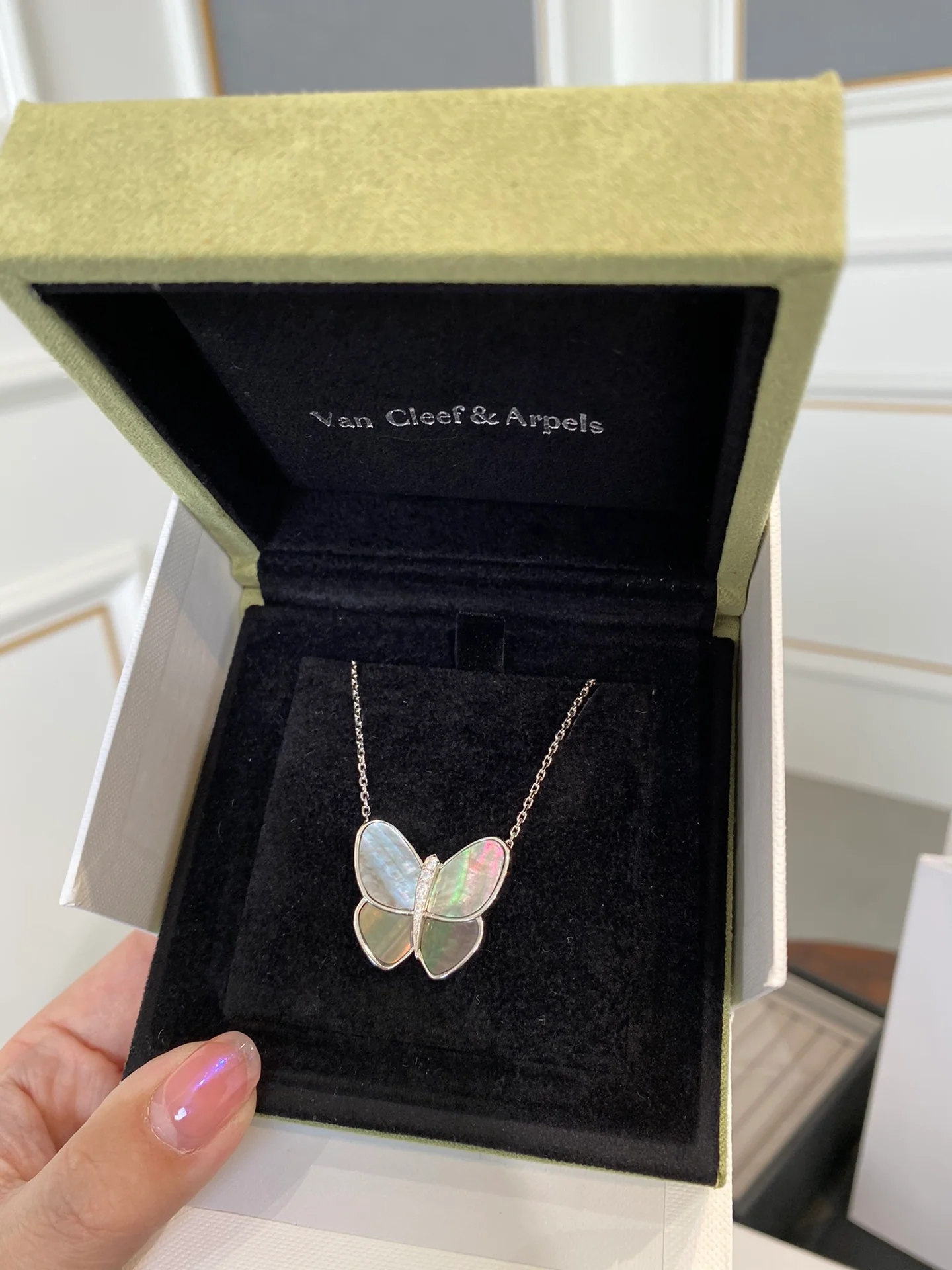 VCA - Большое ожерелье с бабочками - 40-5-45 см