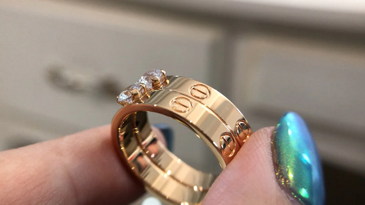 Кольцо Cartier Love Solitaire — розовое и белое золото