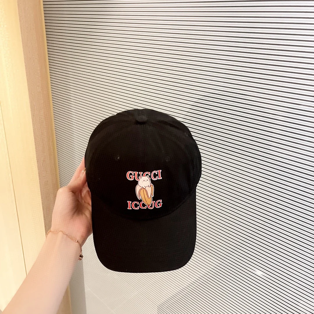 Бейсболка Gucci с кошачьим рисунком