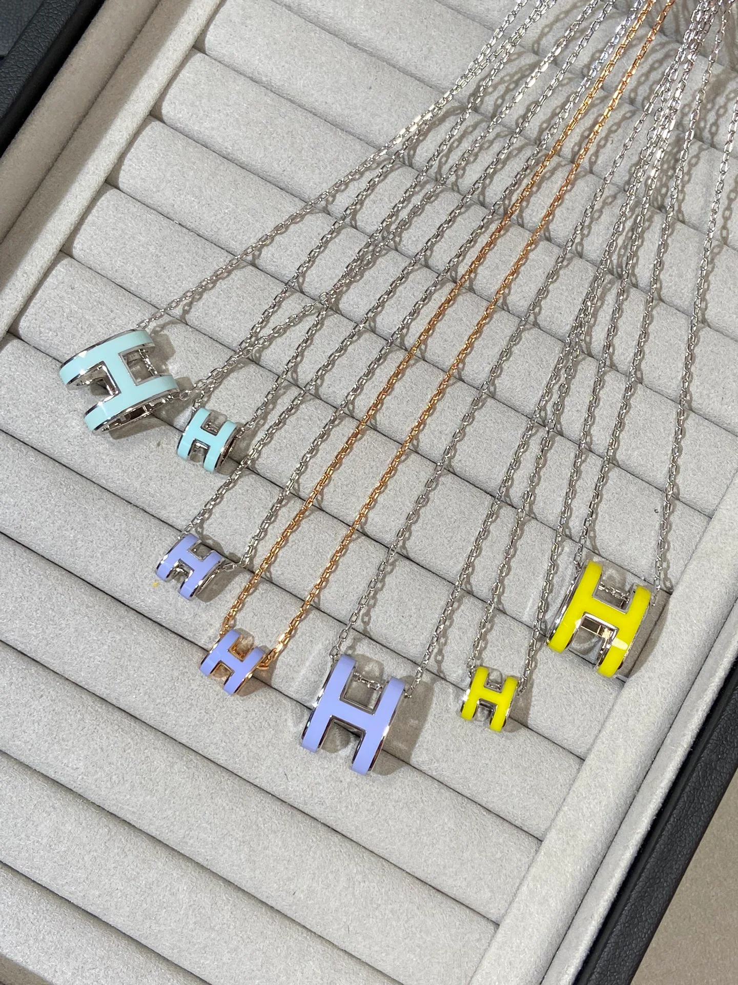 Колье Hermes 082