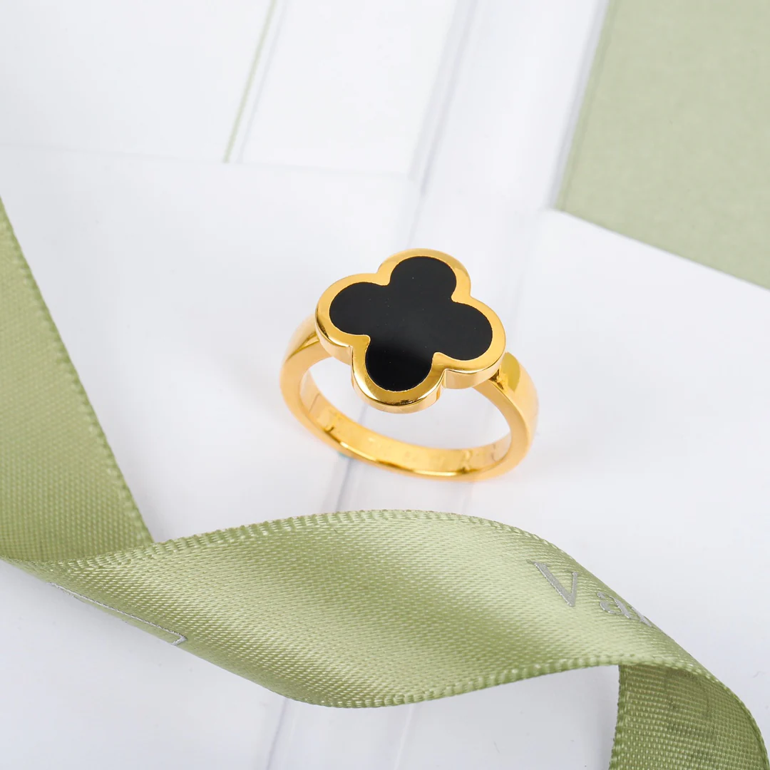 Ван Век - Кольцо 016