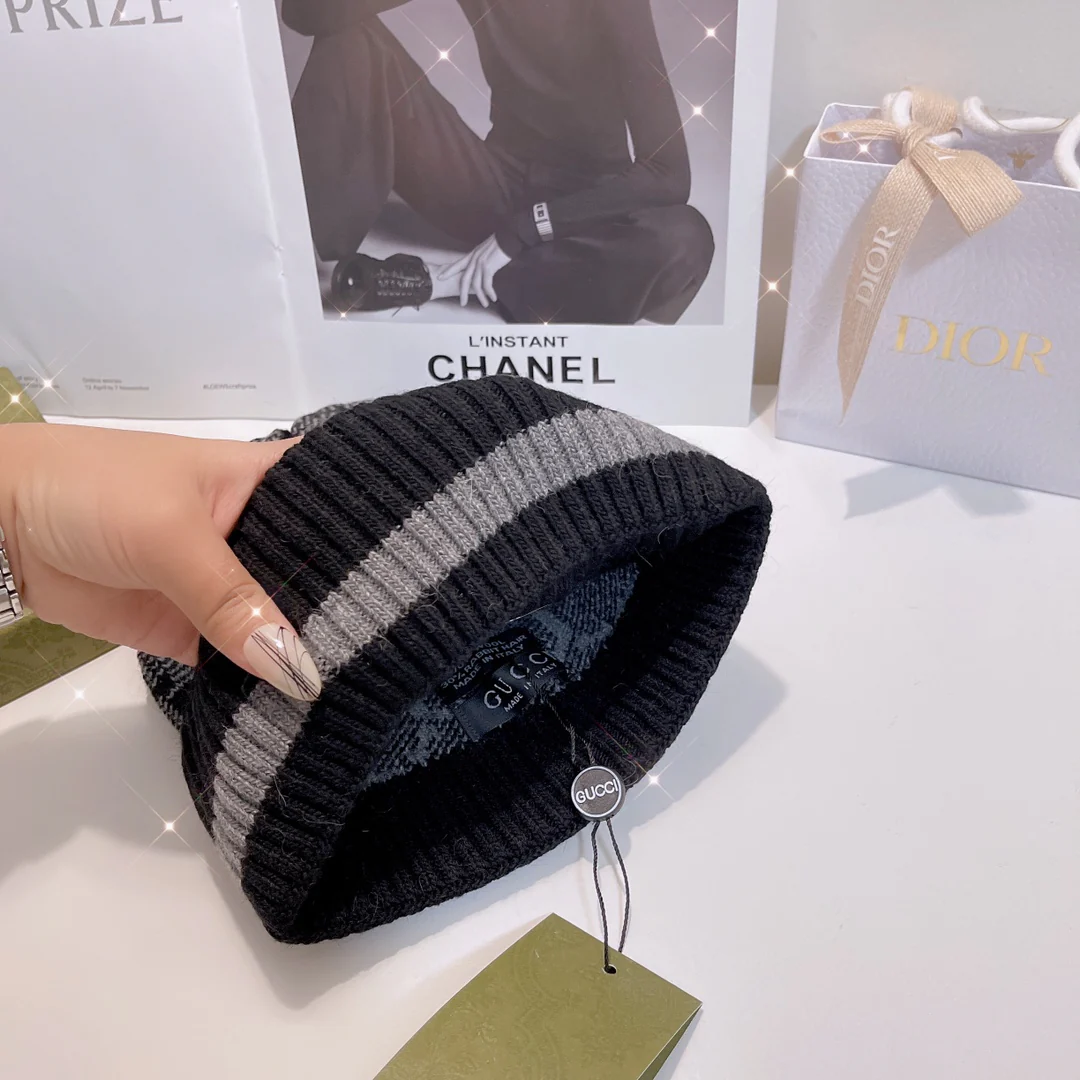 Gucci - Вязаная шапка на резинке - Черно-серая