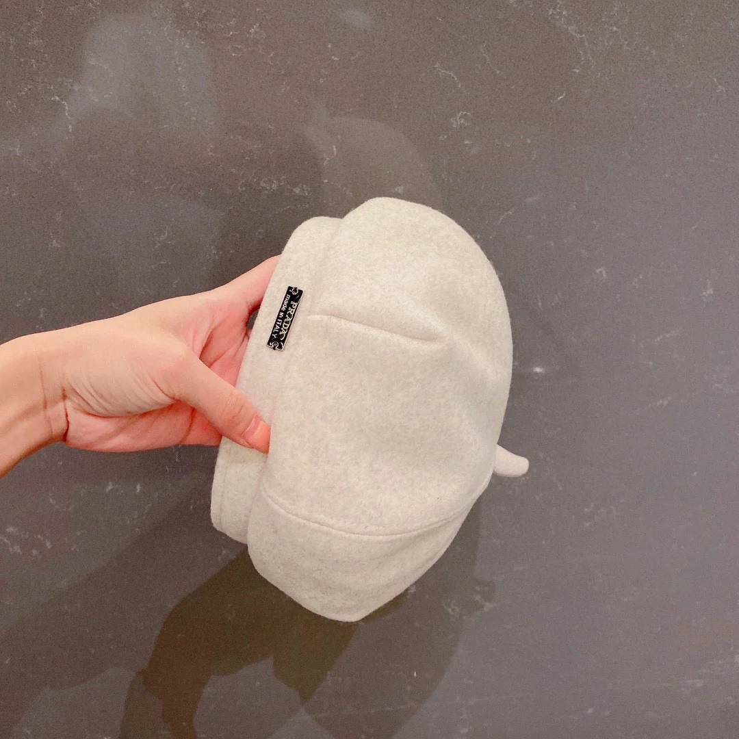 Prada - Шерстяной берет - Белый