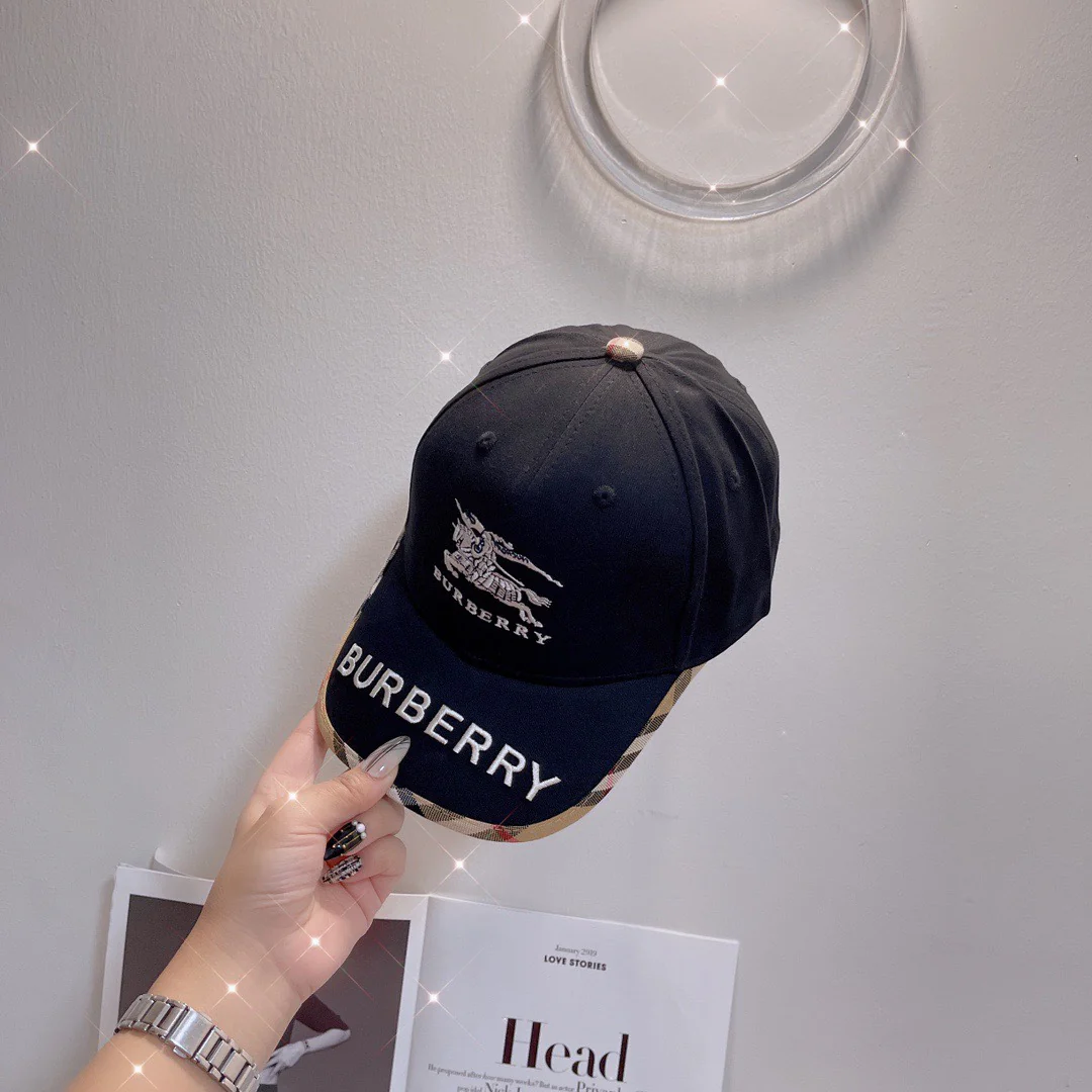 Бейсболка Burberry — черная — унисекс