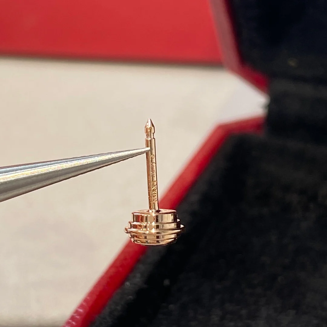 Серьги Cartier 017