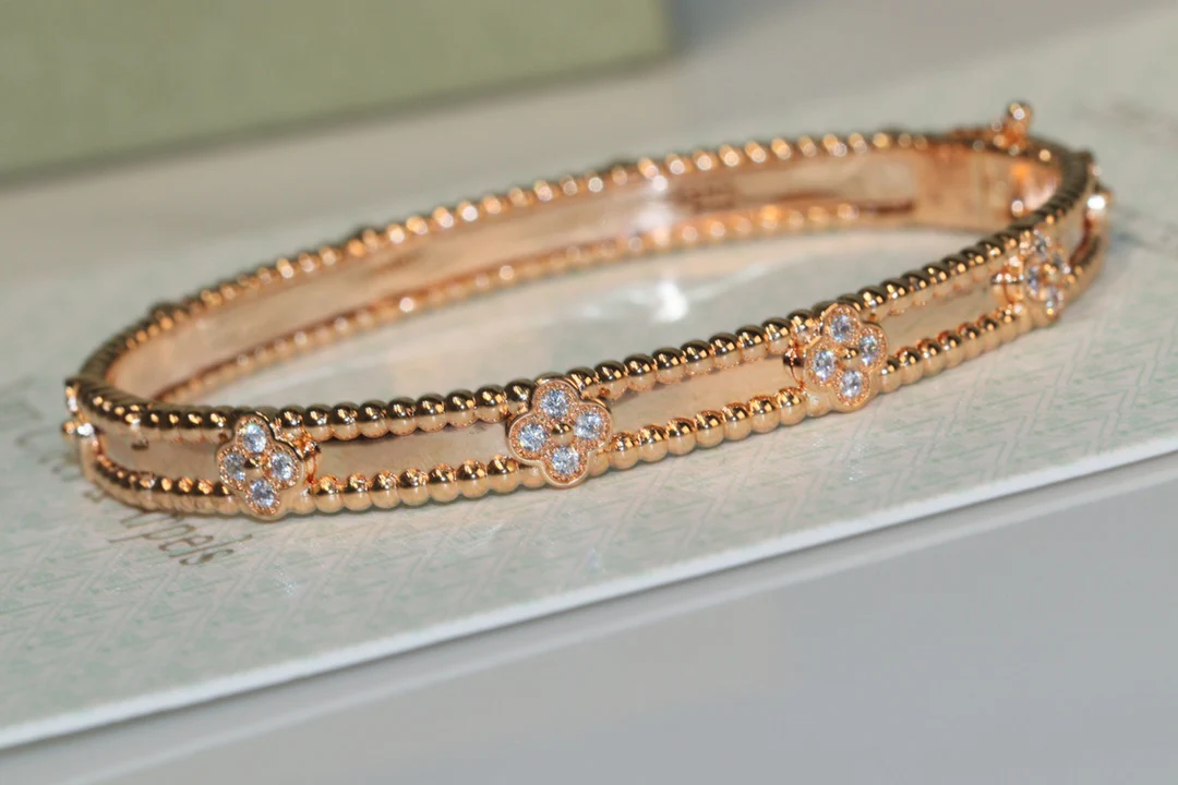 VCA-Браслет-2