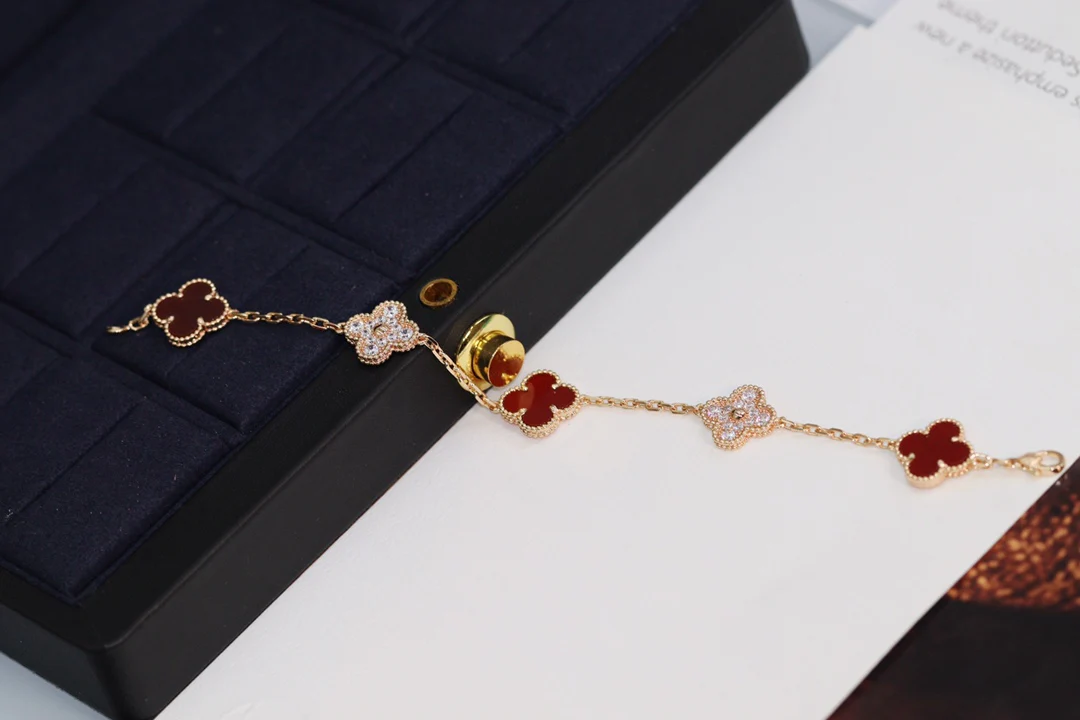 Браслет VCA - 22