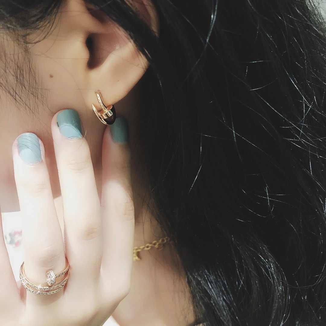 Серьги Cartier 029