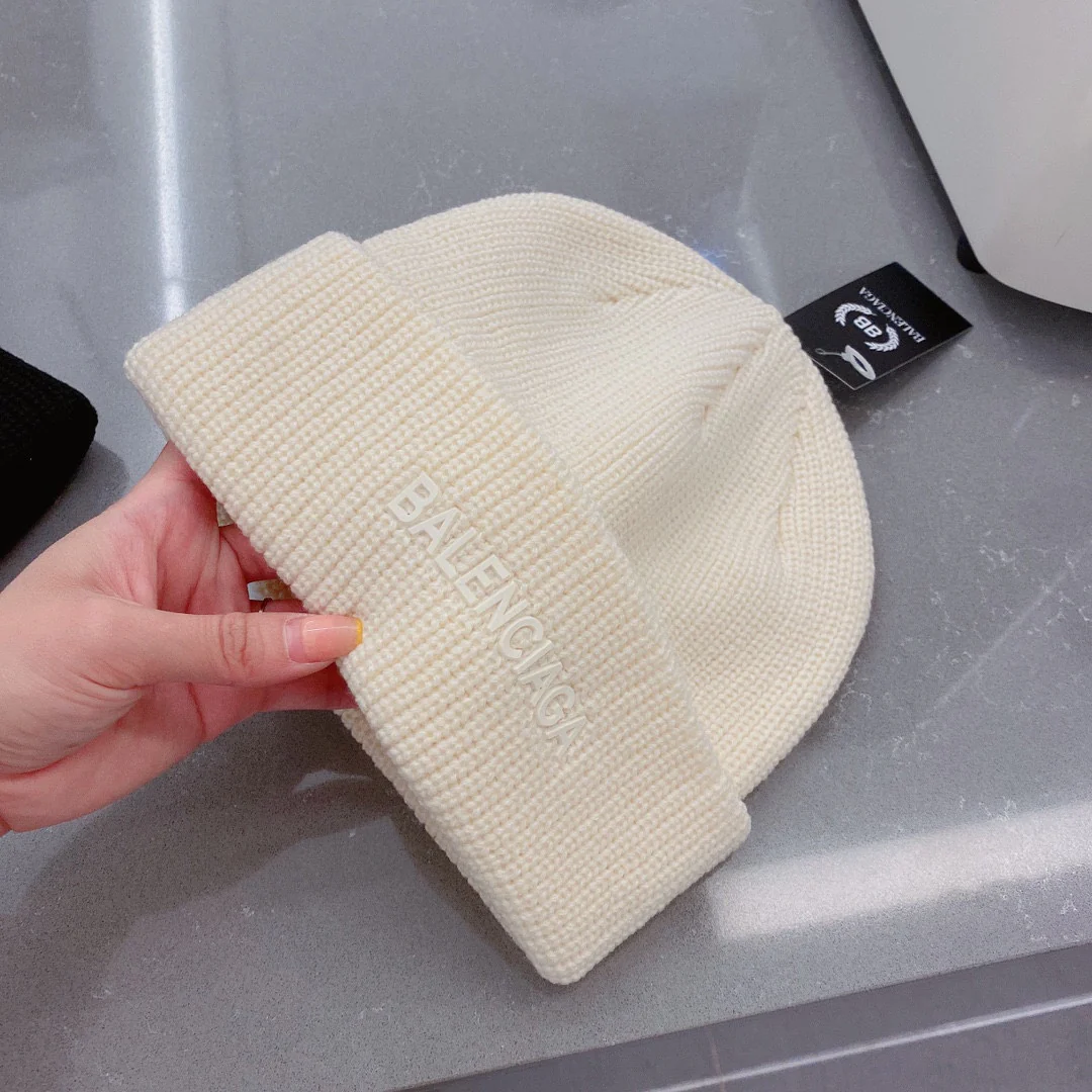 Balenciaga - Вязаная шапка-бини - Унисекс - Белая