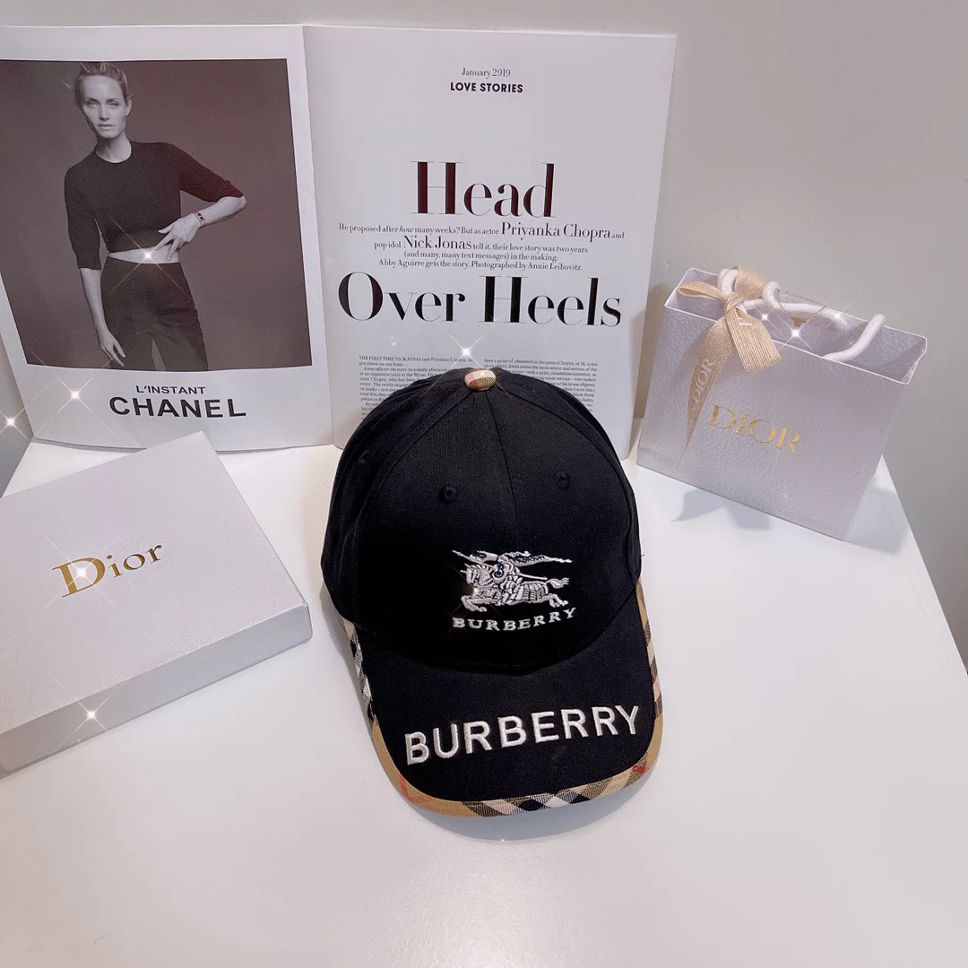 Бейсболка Burberry — черная — унисекс