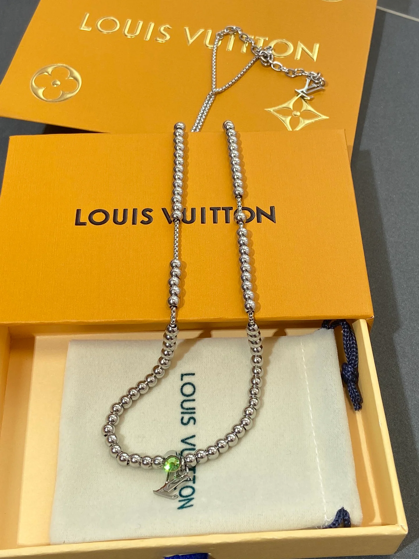 LV-Ожерелье 015