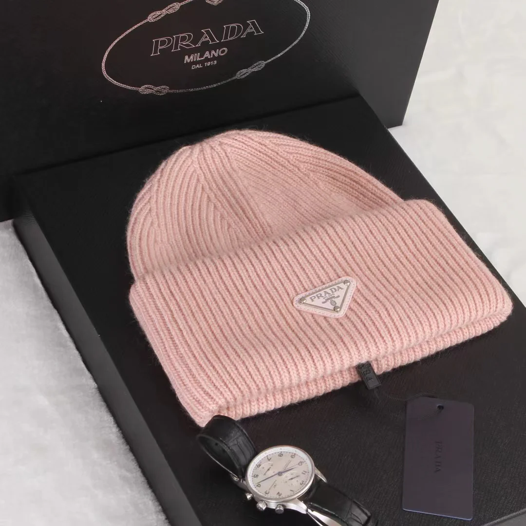 Prada - Вязаная шапка