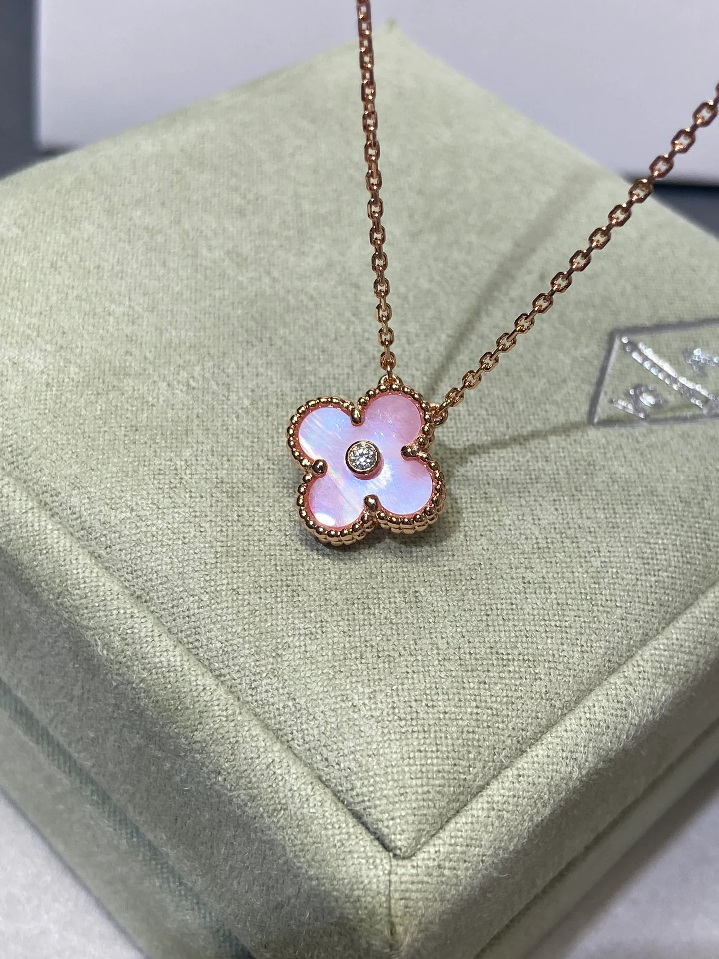 Van Ville - Колье 043