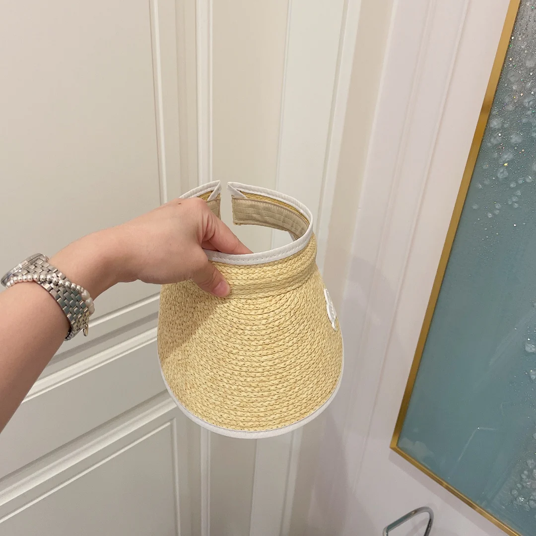 Соломенная шляпа от солнца Miu Miu с открытым верхом