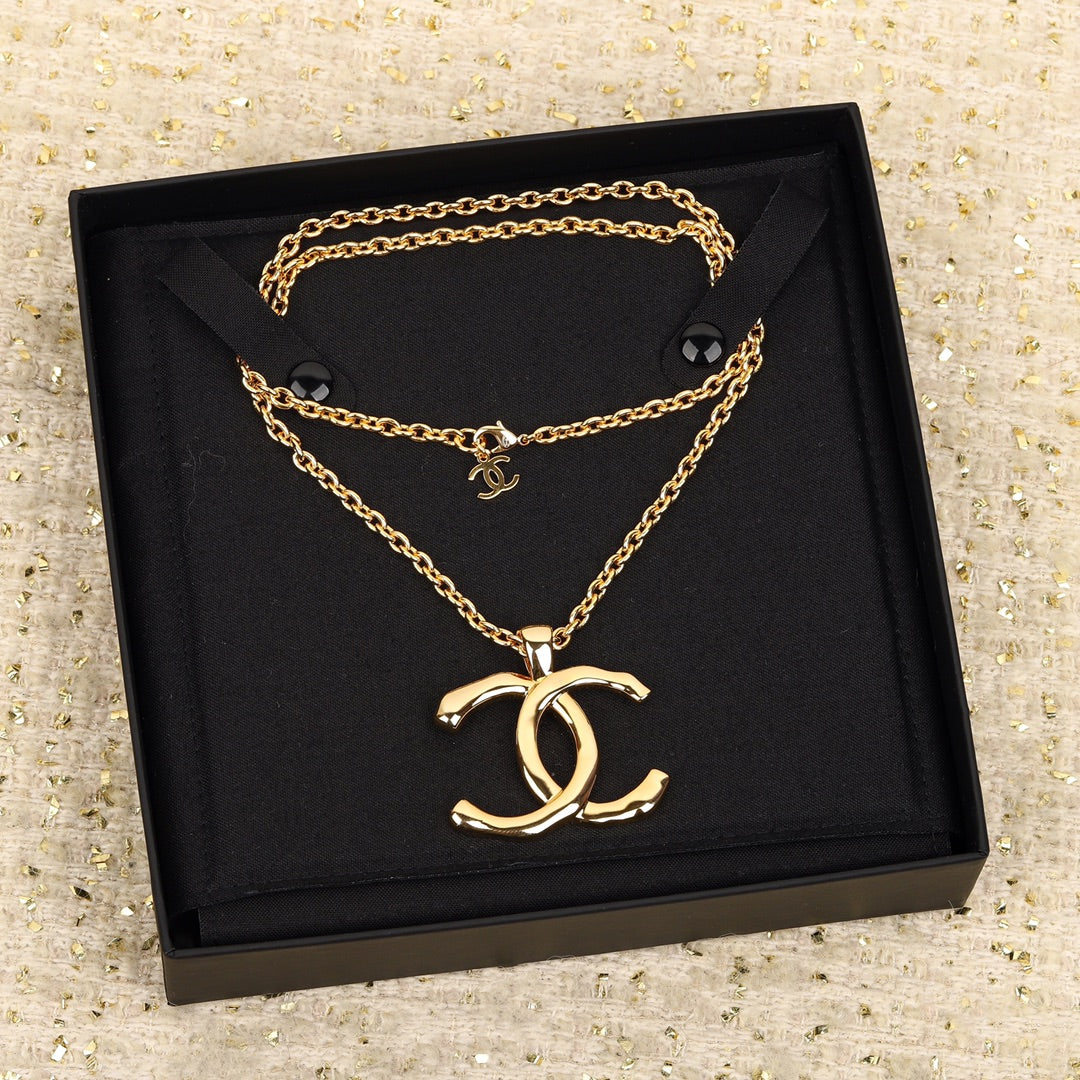 Колье Chanel 360