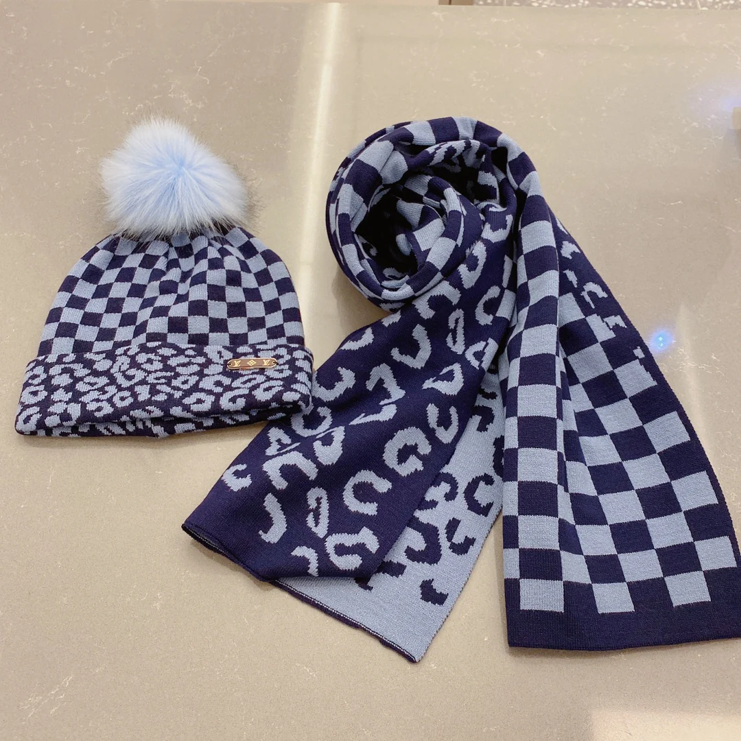 Шапка LV Damier Beanie - черная