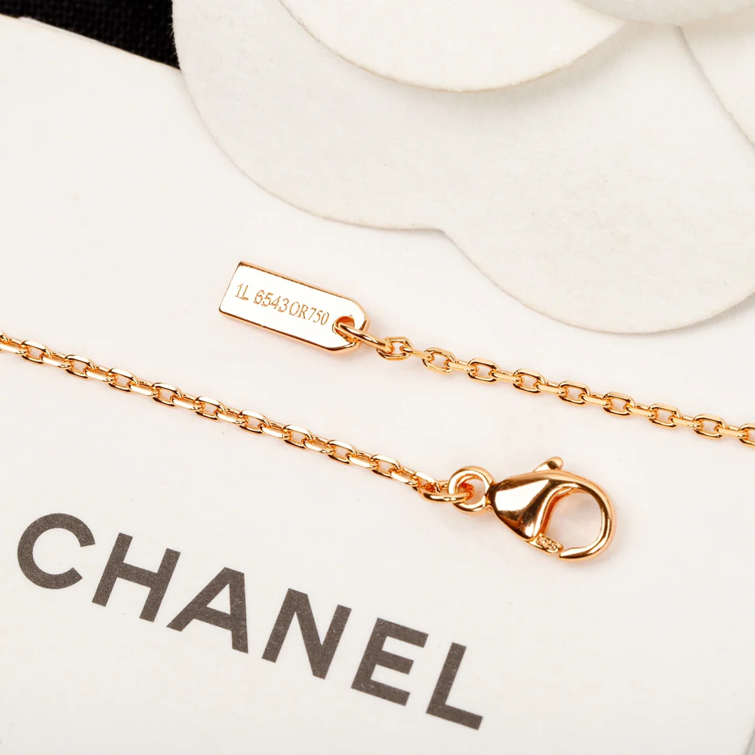 Колье Chanel 601