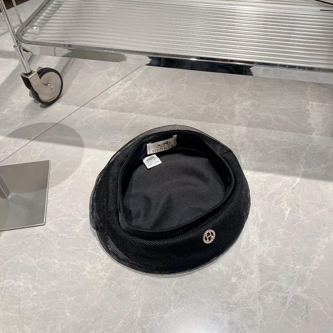Гермес - Береты - Шляпы художника - Черные - 1