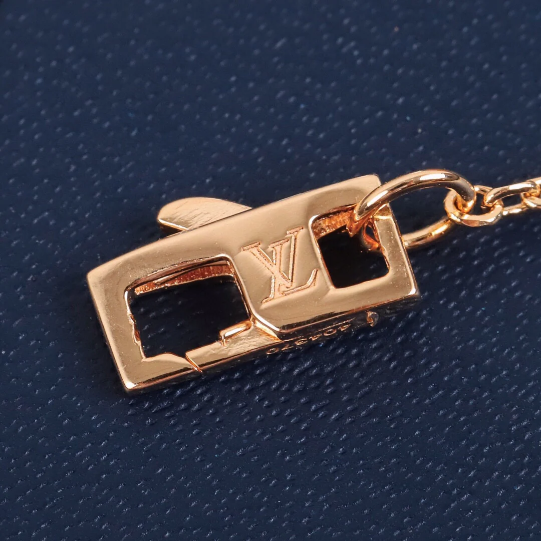 LV-Ожерелье 066