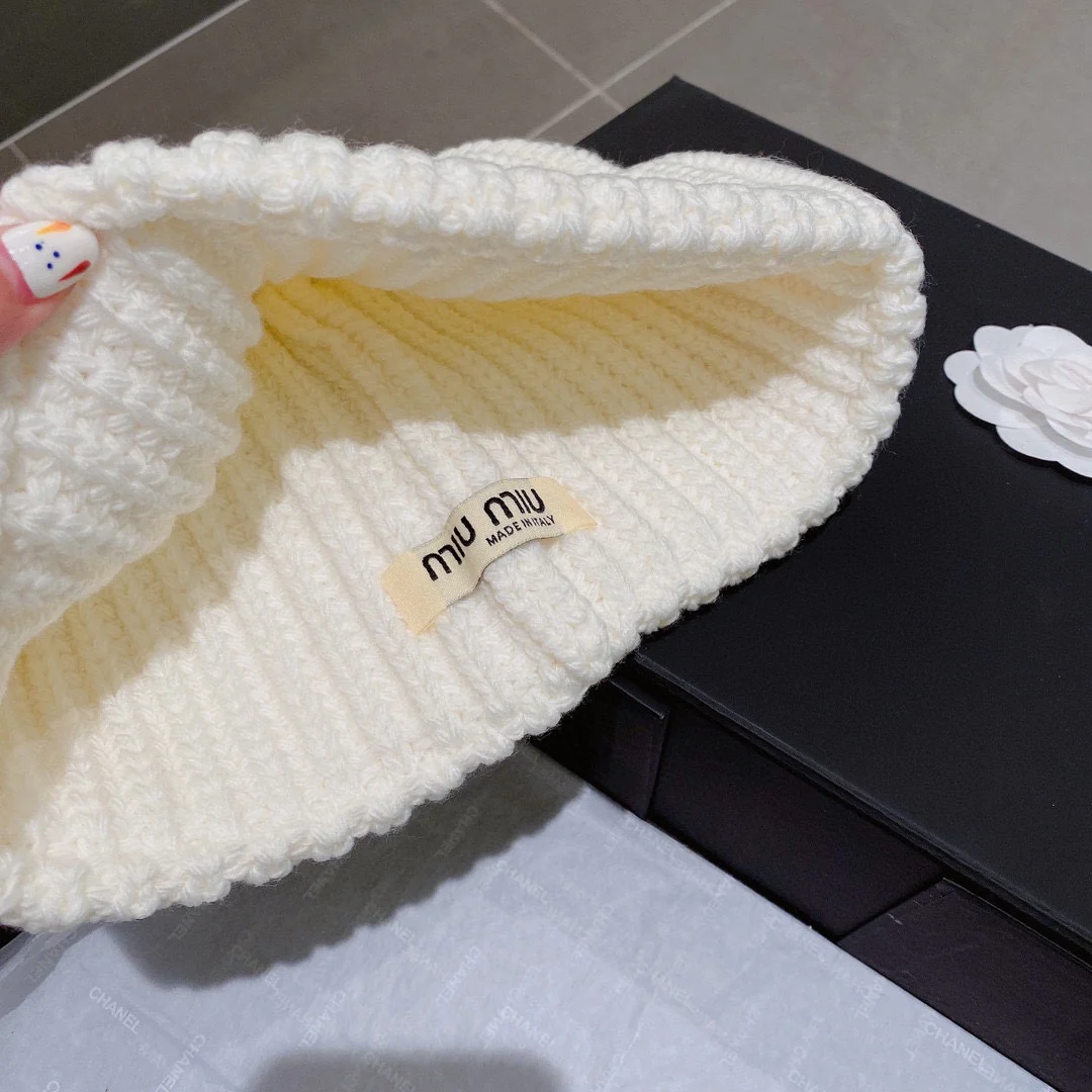 Miu Miu - Шапка-бини - Унисекс - Белая