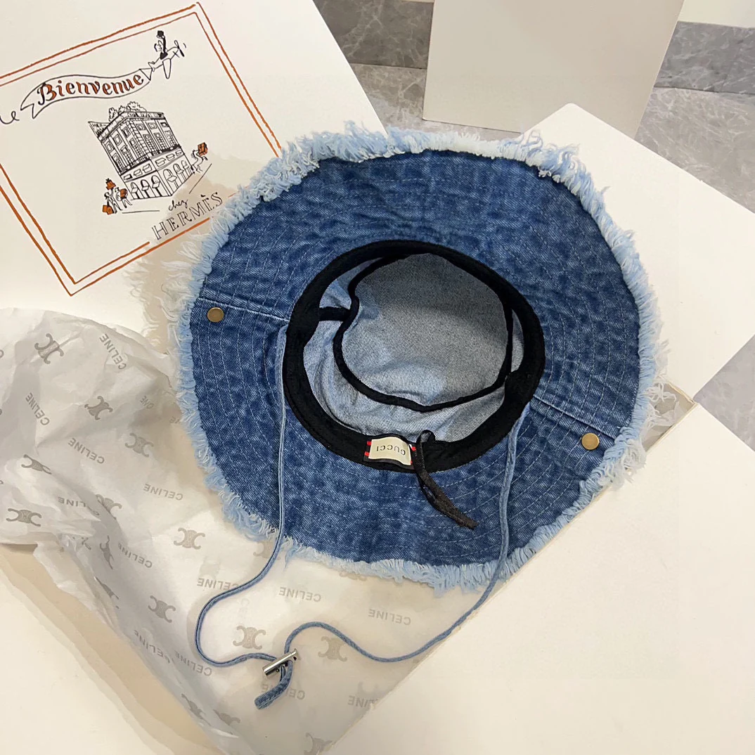 Gucci - Новая джинсовая панама для начала весны 2024 года