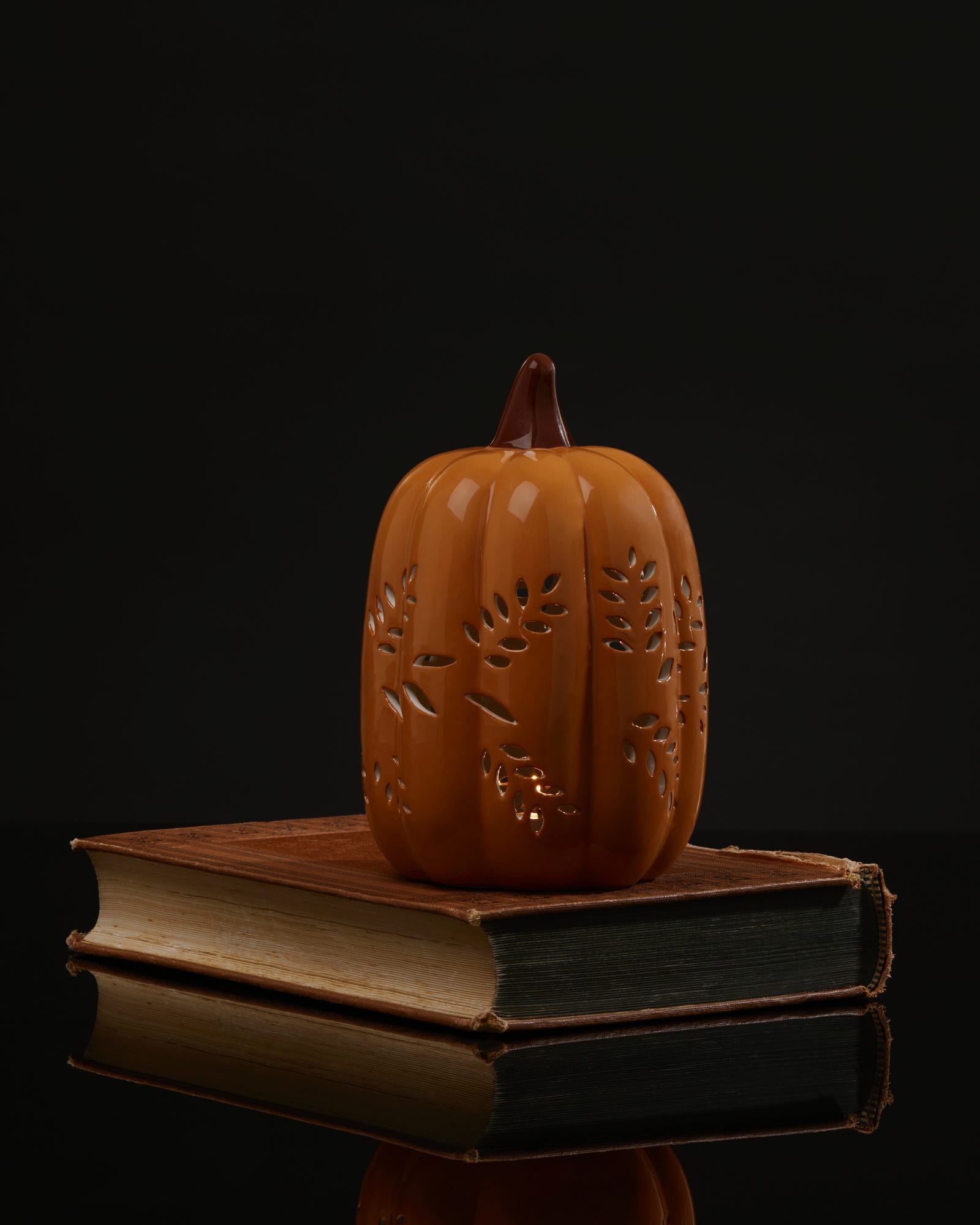 Glowing Pumpkin Large Ceramic LED