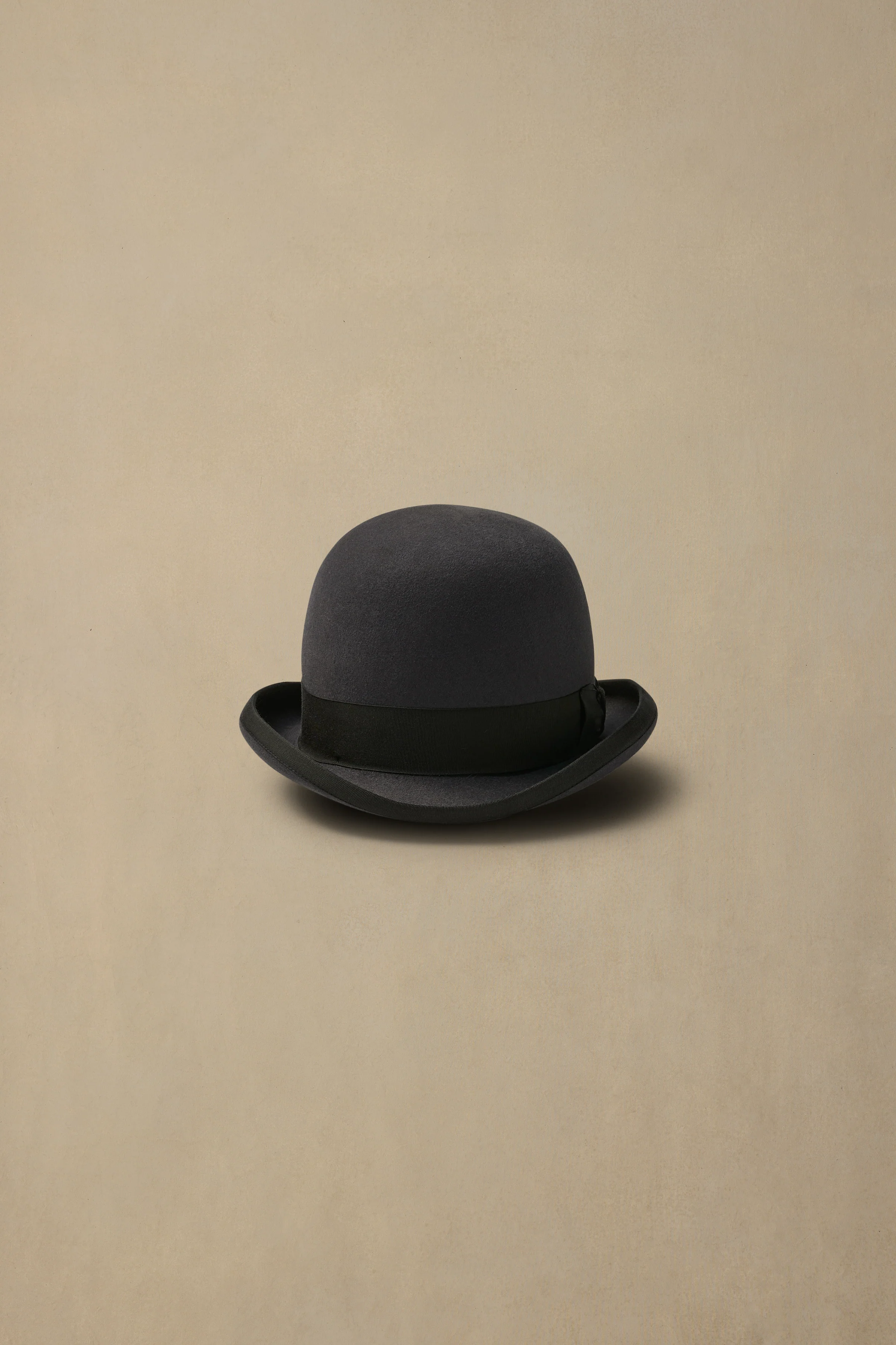 Homburg Carbon Grey