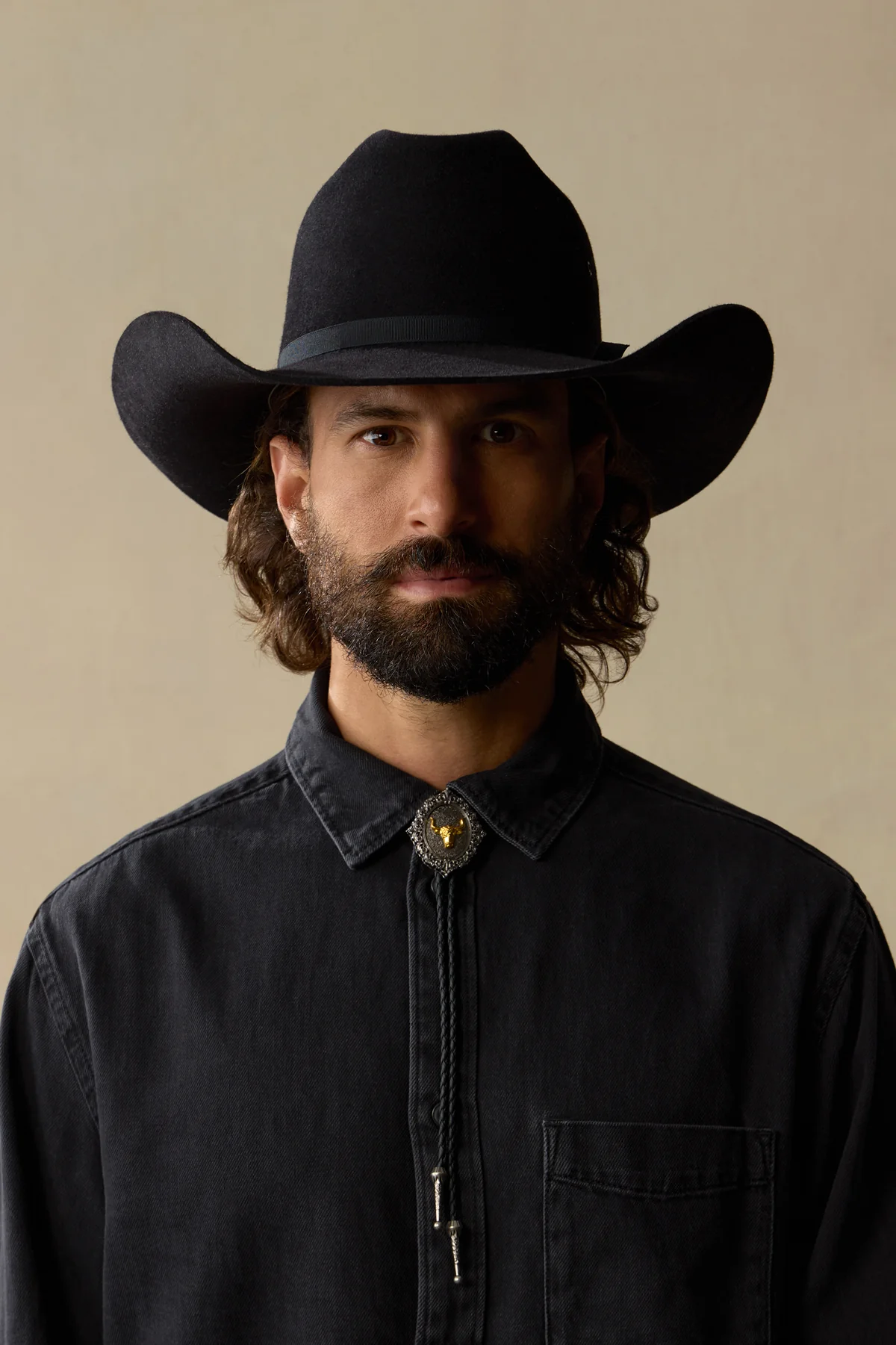 The Outback Club Black