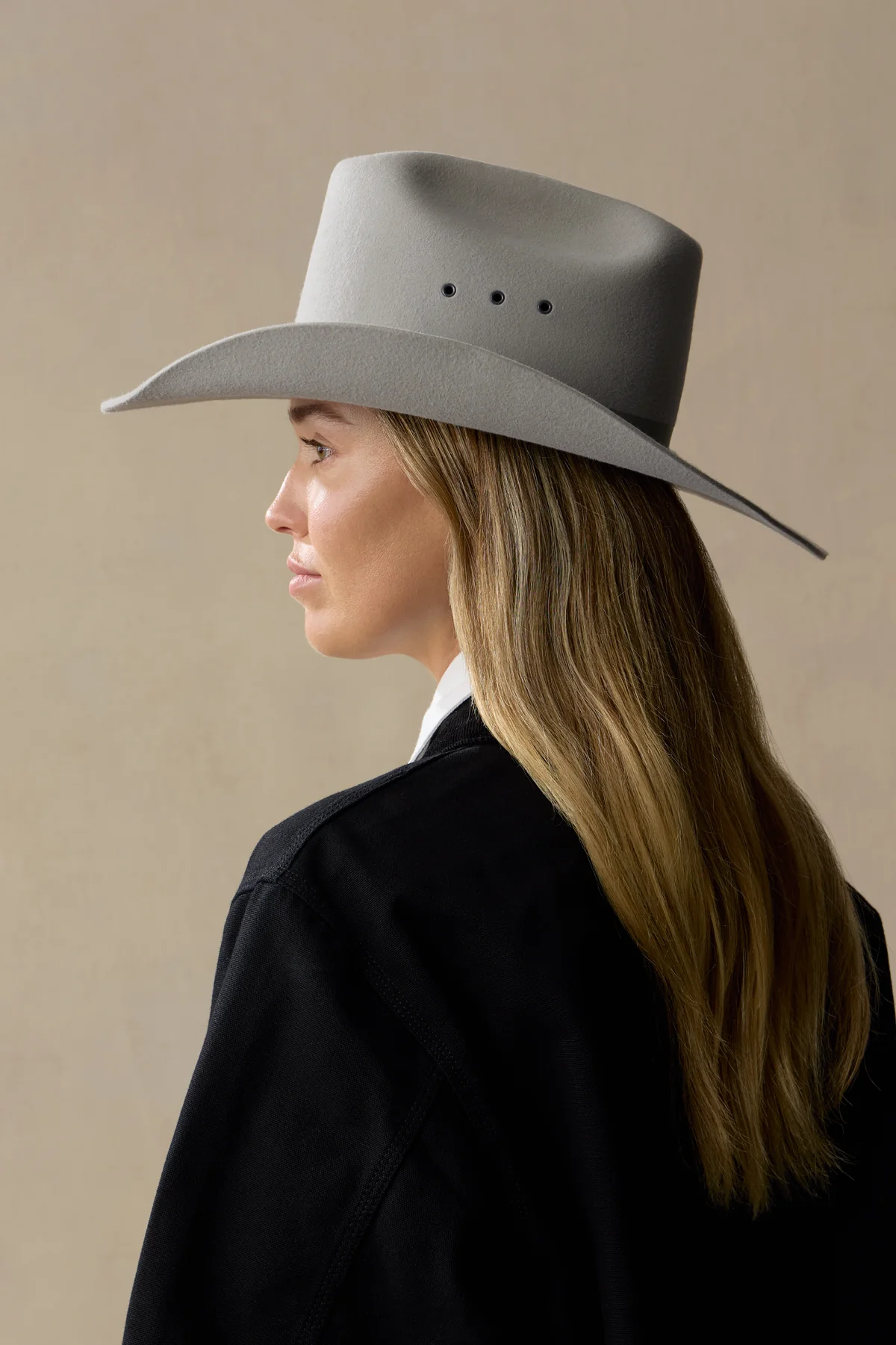 The Outback Club Quartz