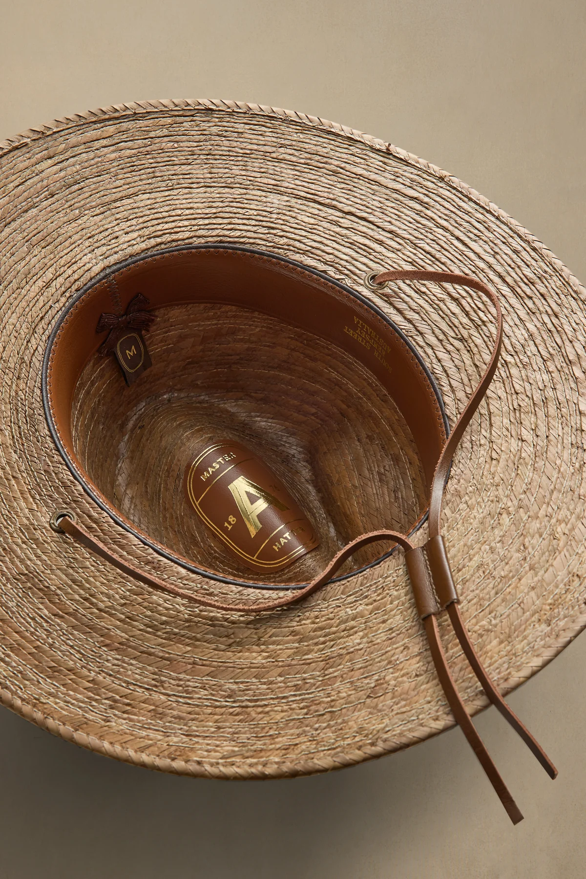 Nomad Extra Dark Toast