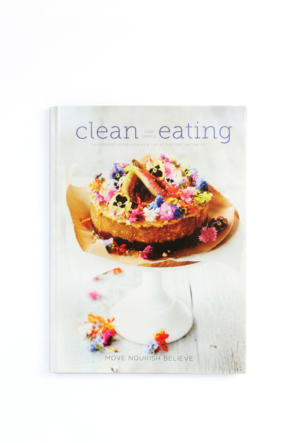 Lorna Jane Clean and Simple Eating Cookbook