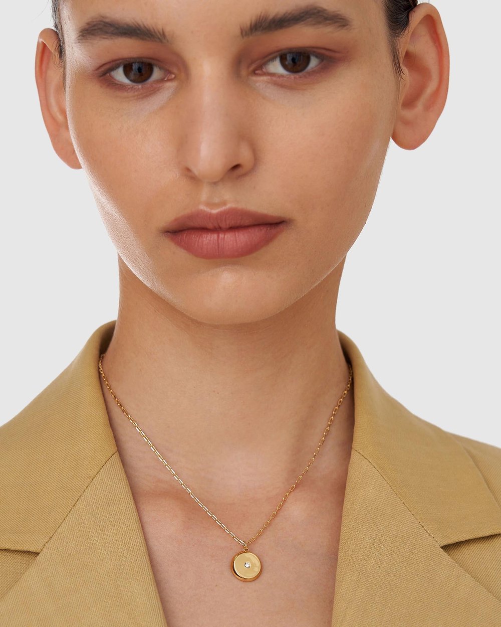 Fawne Circle Necklace