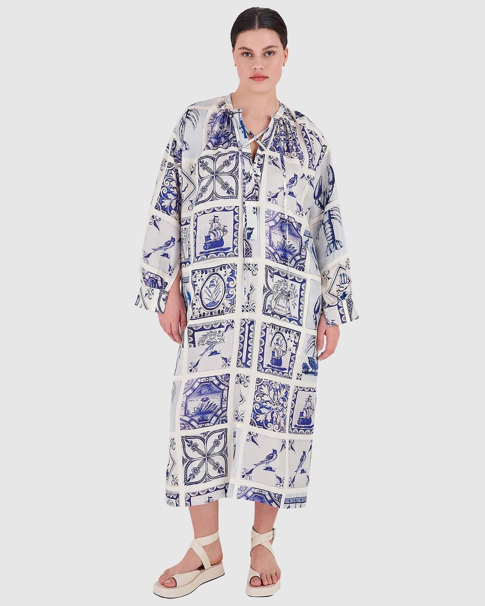 Tile Print Short Sleeve Dress