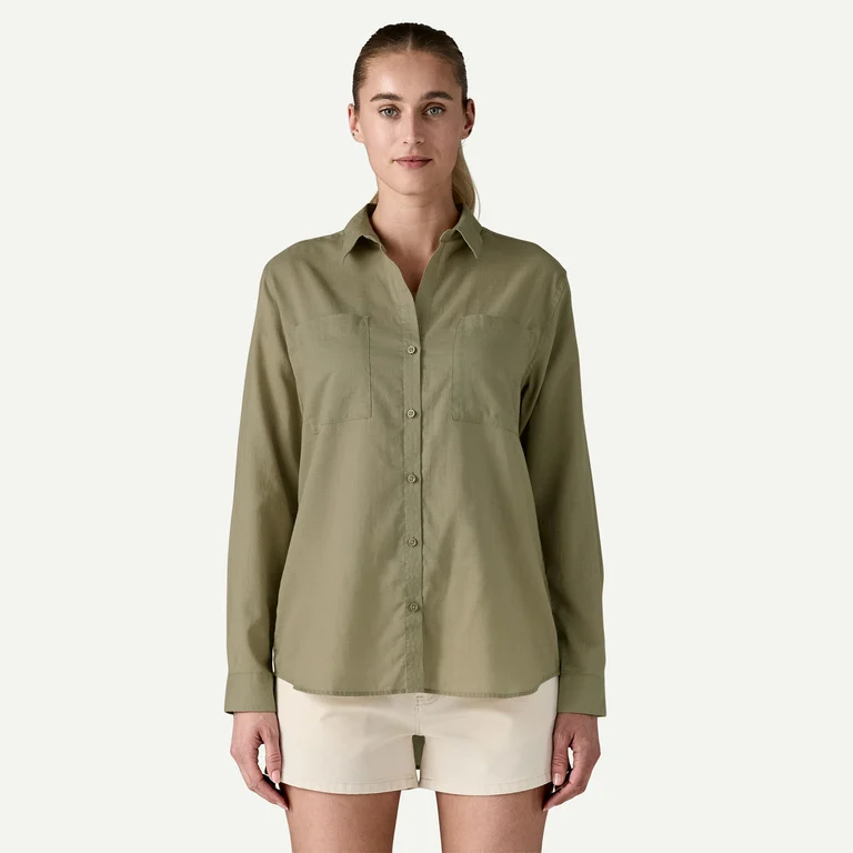 Patagonia Women's Lightweight A/C&reg; Buttondown Shirt