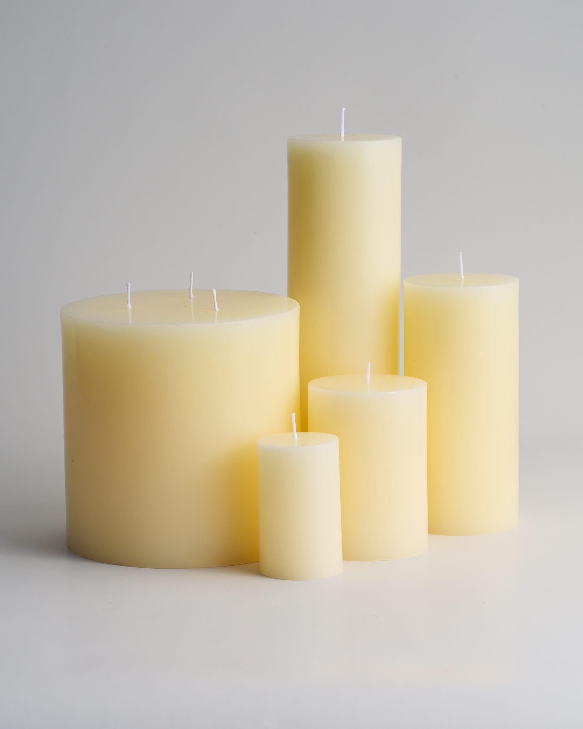 Unscented Pillar Candle Ivory 2kg