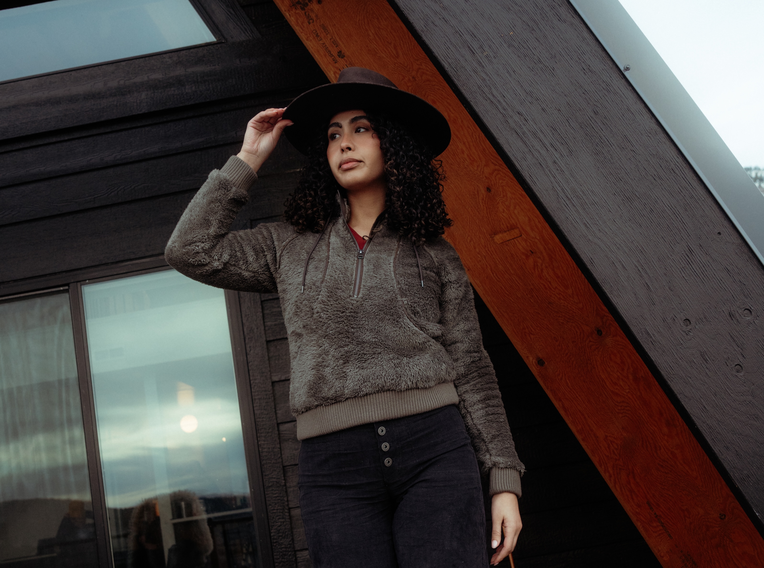 Avina&trade; Flight Pullover Hoody