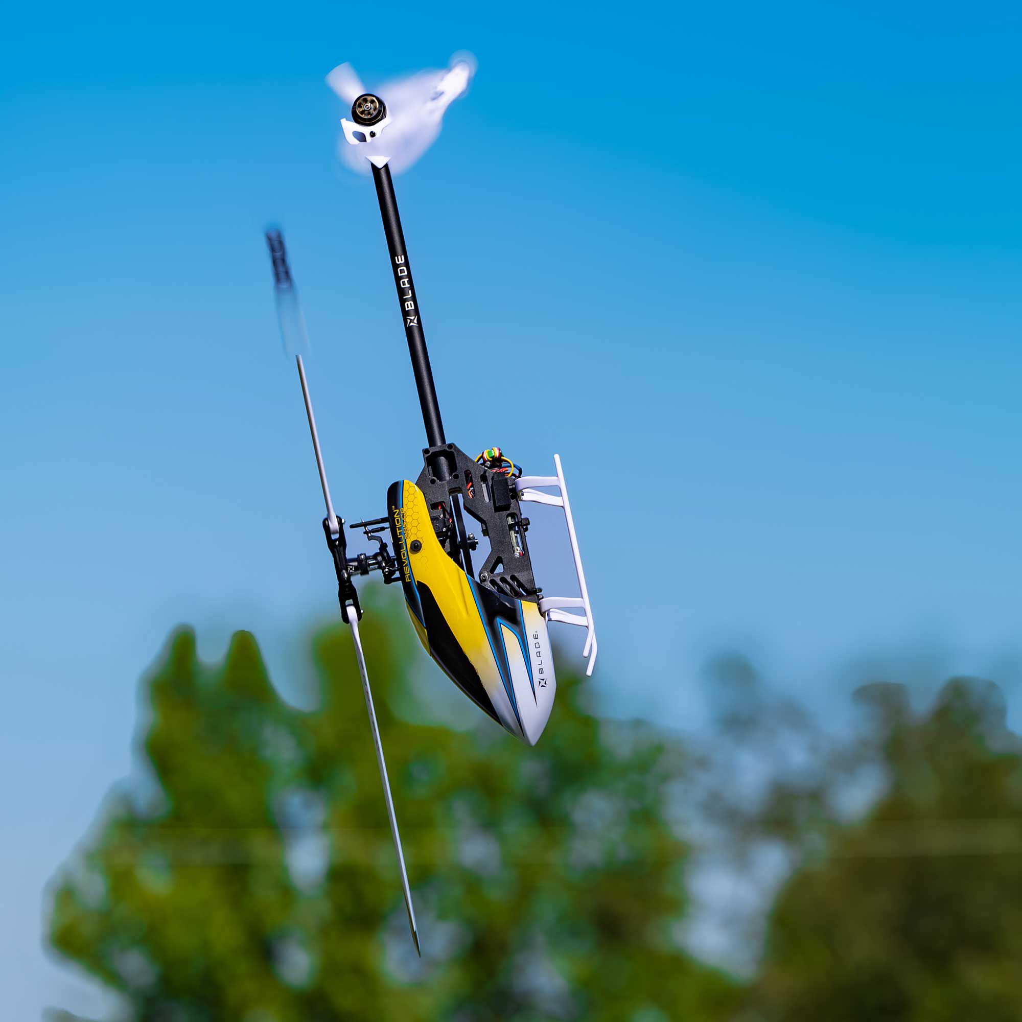 Blade Revolution 235 CP RTF Basic with SAFE