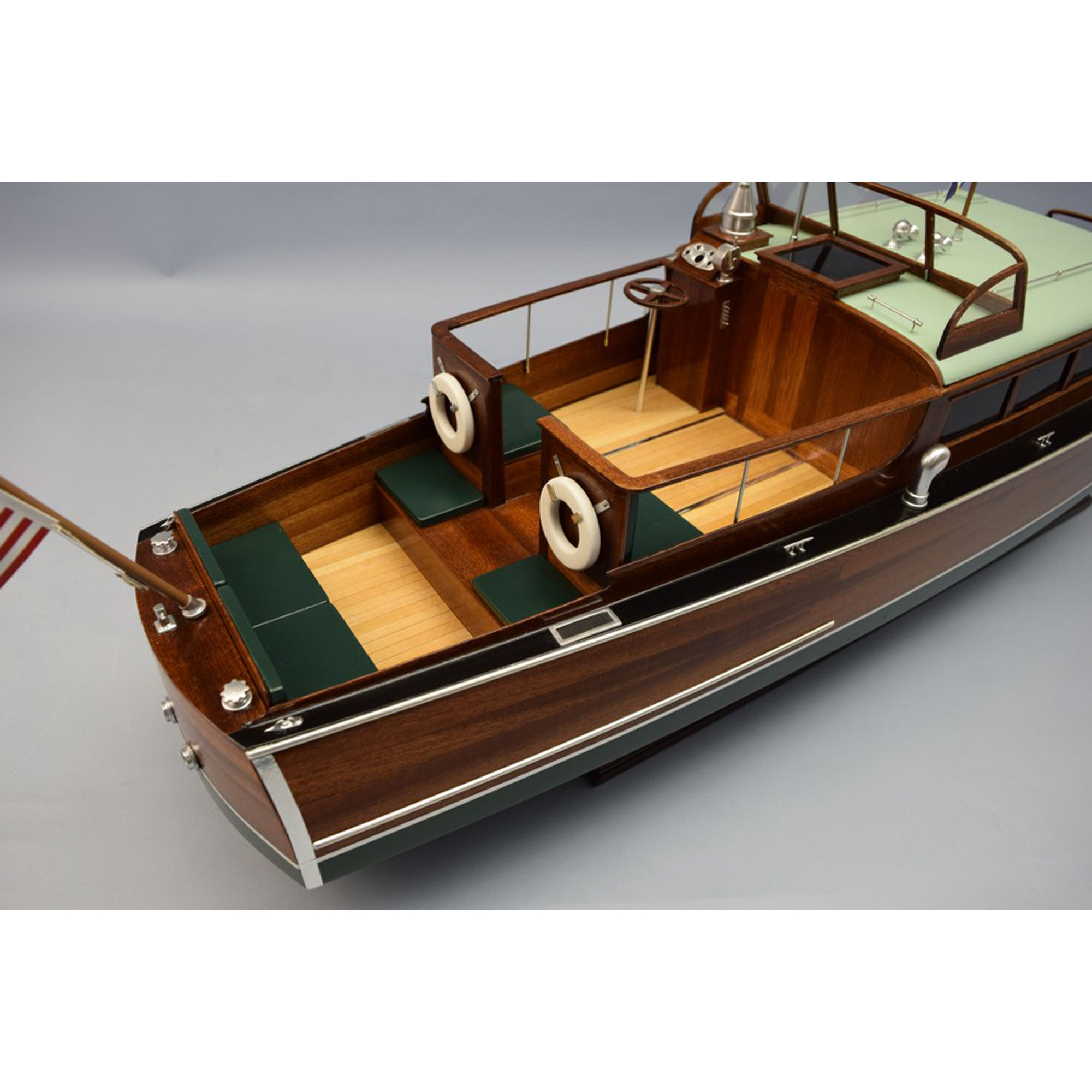 Dumas Products, Inc. 1/12 1929 Chris-Craft 38' Commuter