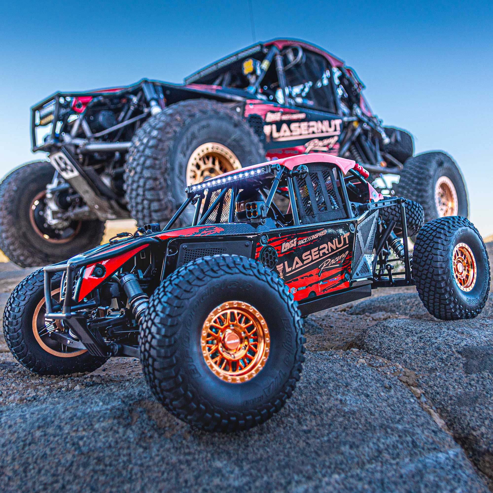 Losi 1/6 8IGHT Super Lasernut 6S 4X4 RTR Brushless Desert Buggy, Red