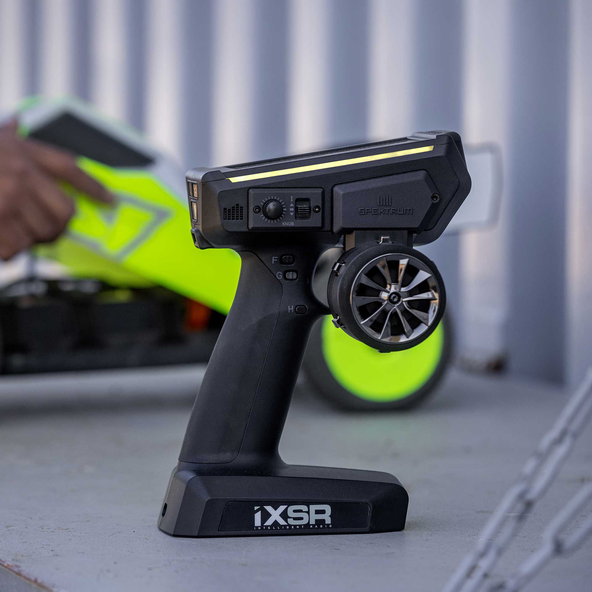 Spektrum iXSR 6-Channel DSMR Surface Transmitter with SR515 Receiver