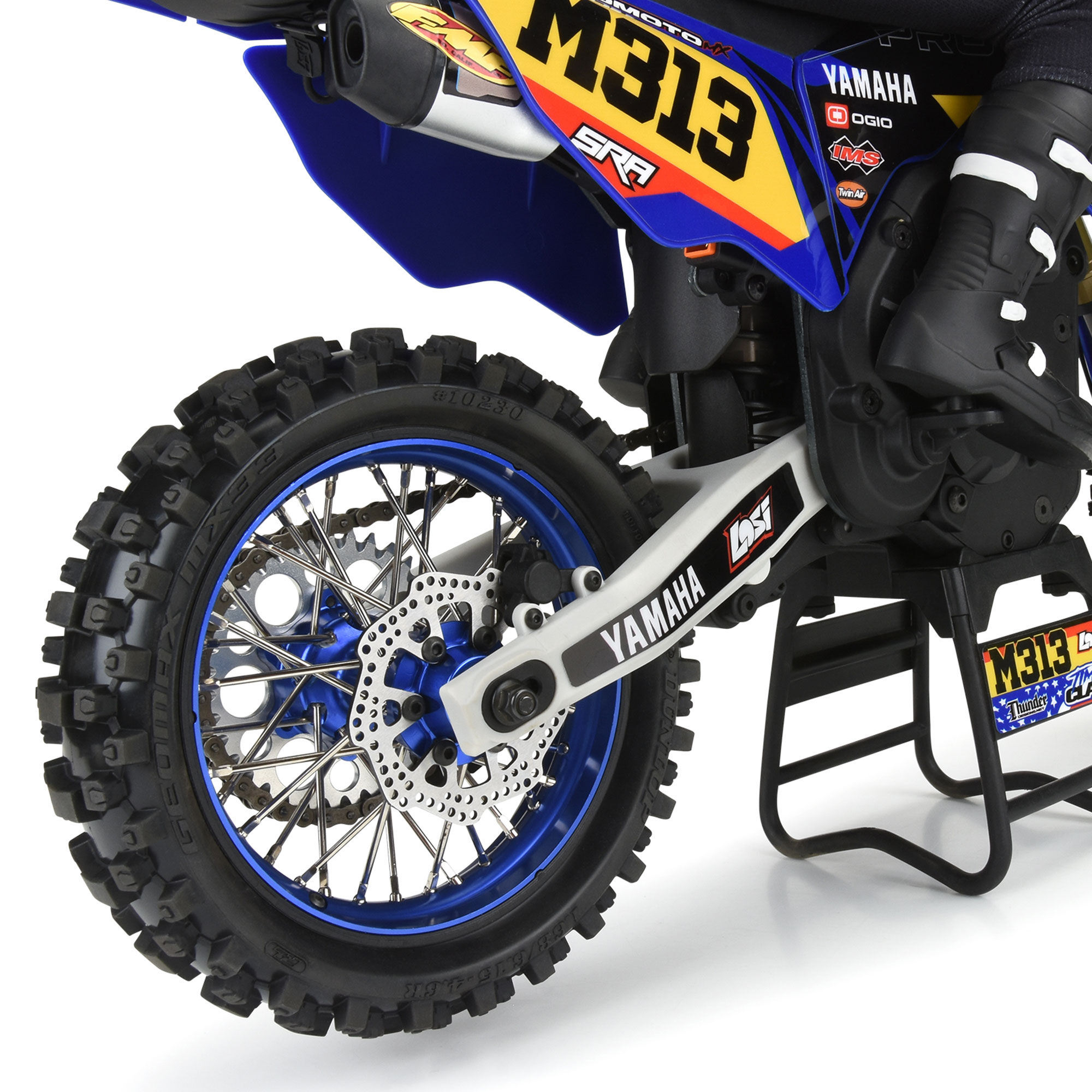 Pro-Line Racing 1/4 Dunlop Geomax MX33 V2 CR4 Rear Tire MTD Sleeve: Pro-Spec Wheel