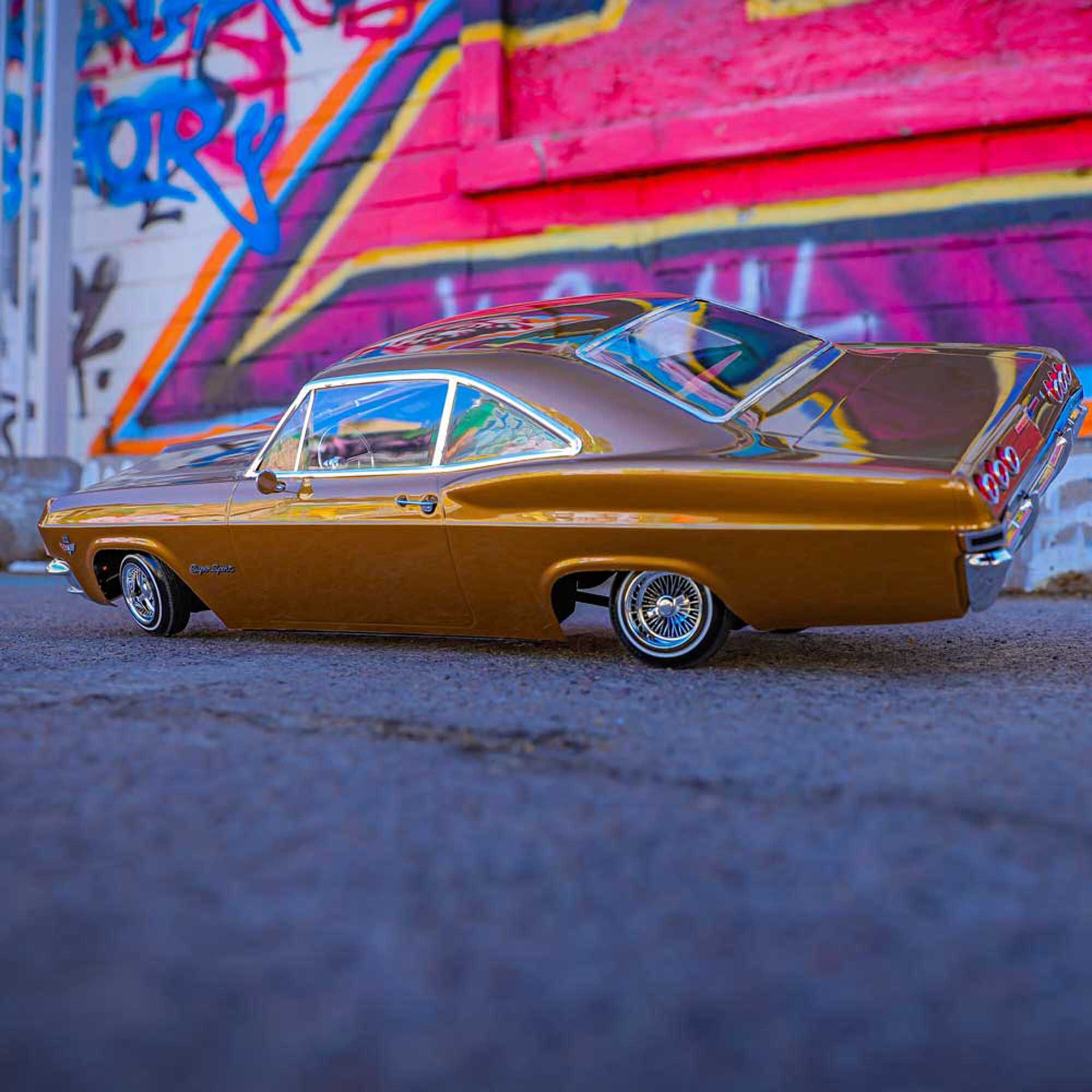 Redcat Racing 1/10 SixtyFive Chevy Impala SS 2WD Hopping Lowrider RTR, Rootbeer