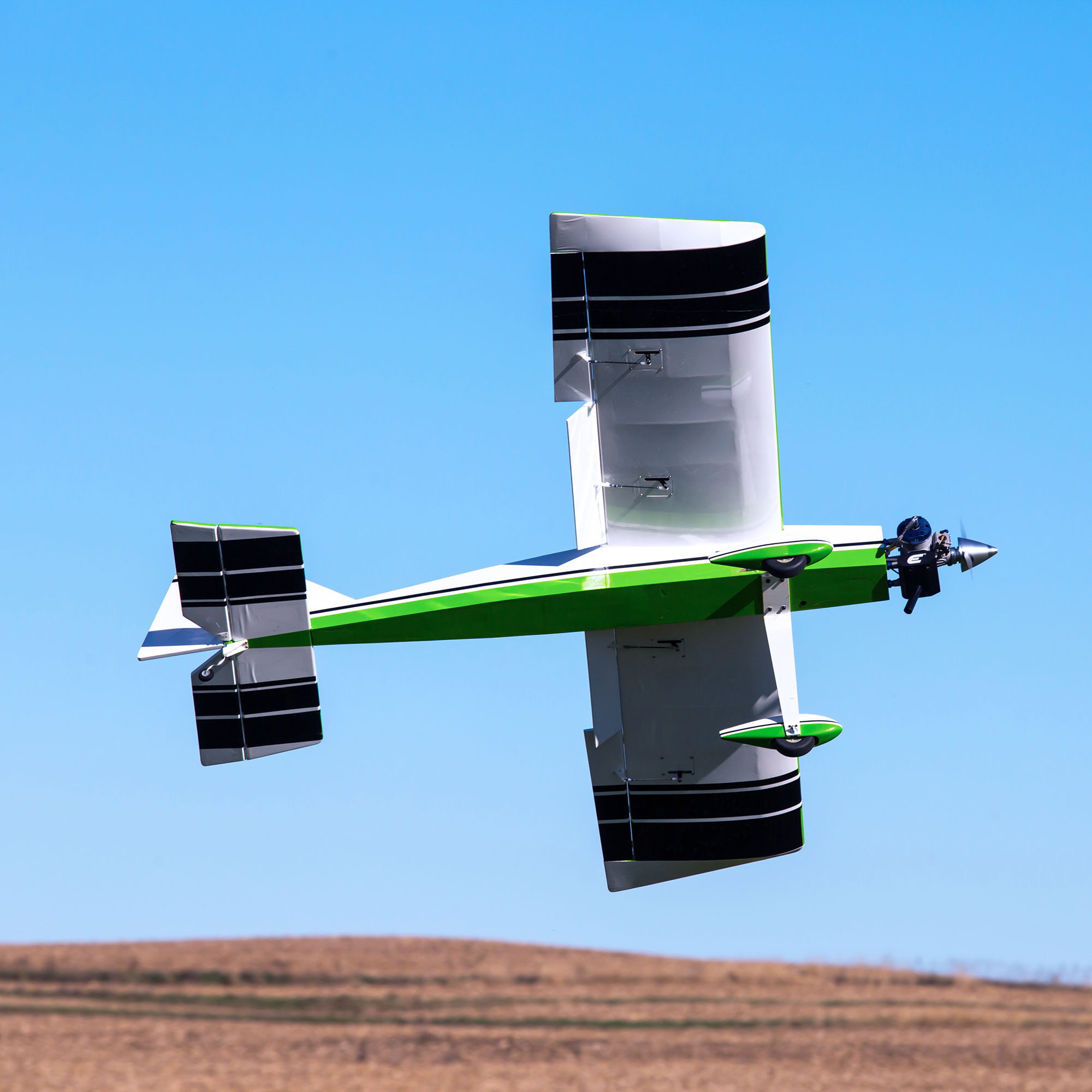 Hangar 9 Ultra Stick 30cc ARF, 81"