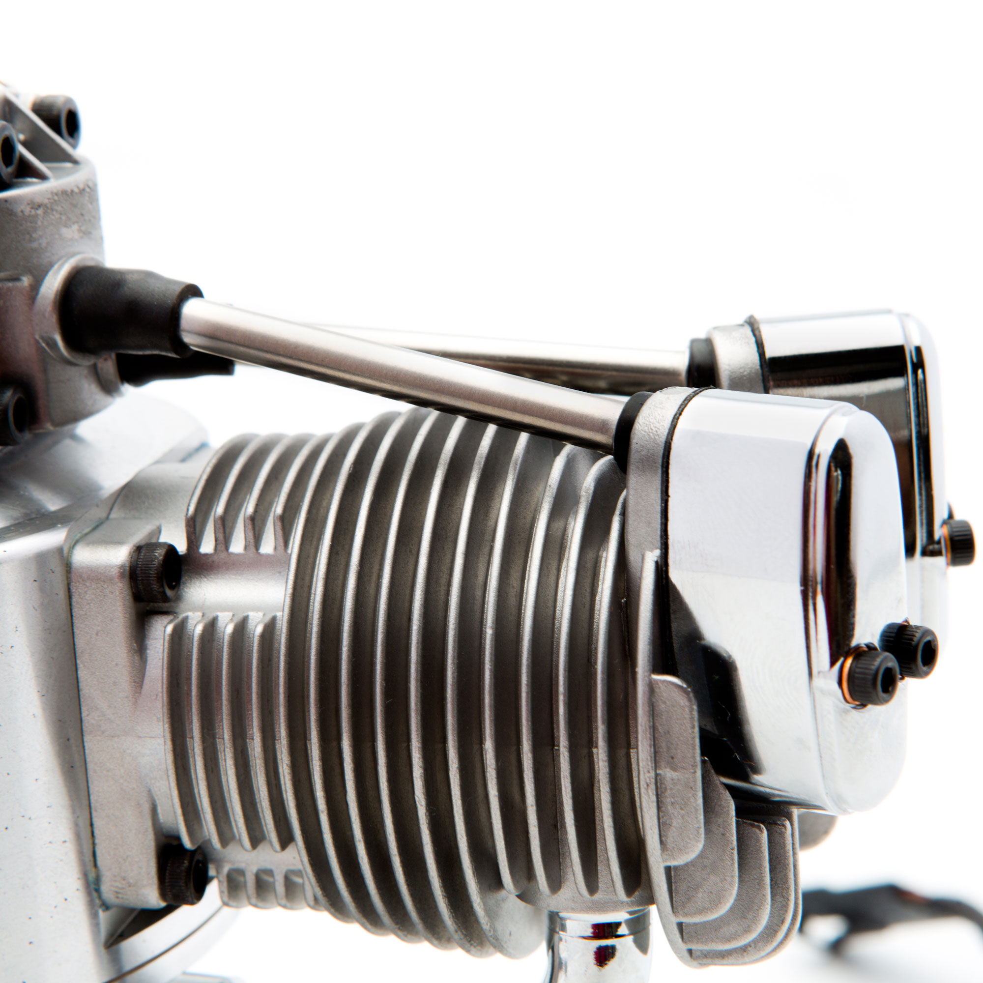 Saito Engines FG-60R3 60cc 3-Cylinder Gas Radial: CA