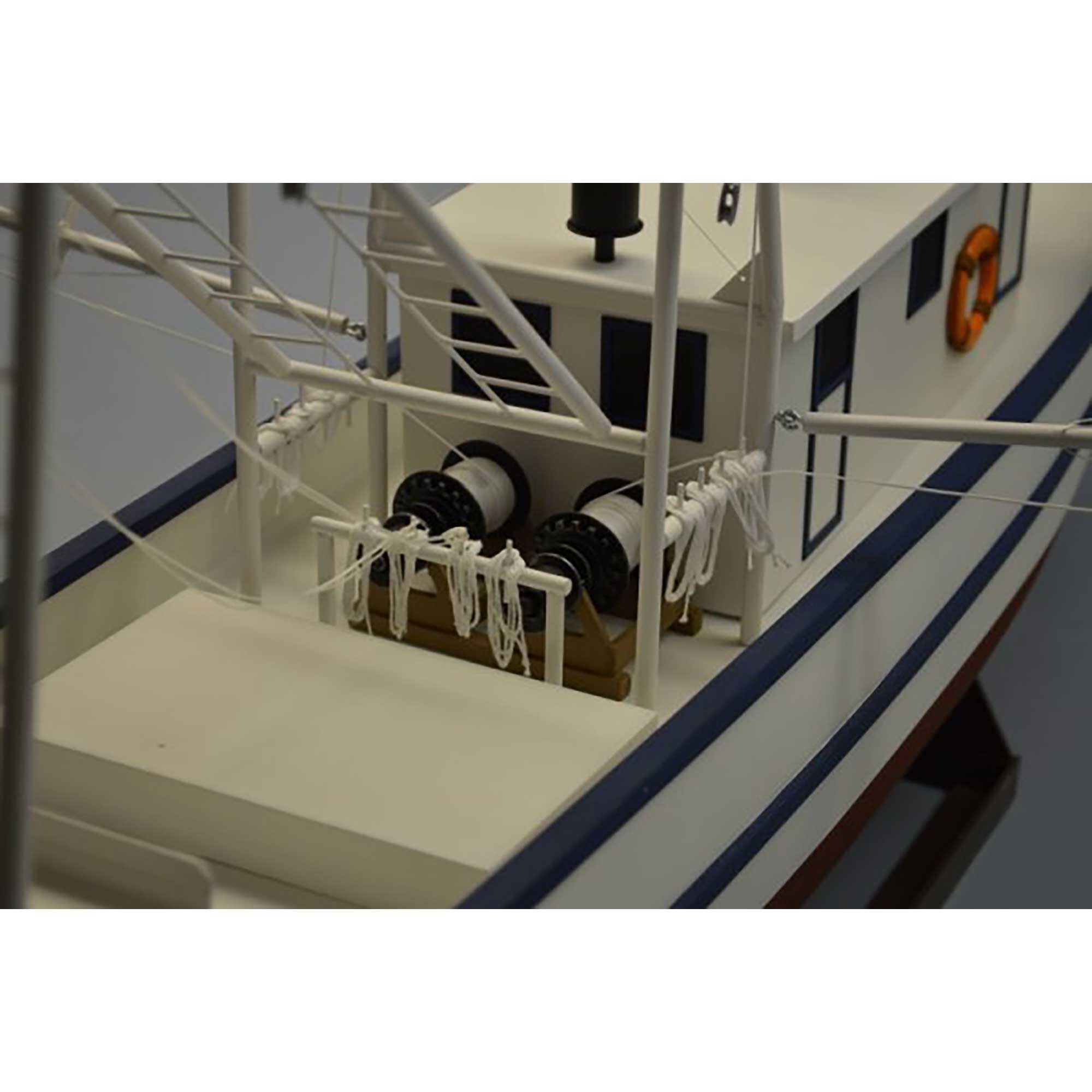 Dumas Products, Inc. 1/24 Rusty Coastal Shrimp Boat Kit 36"
